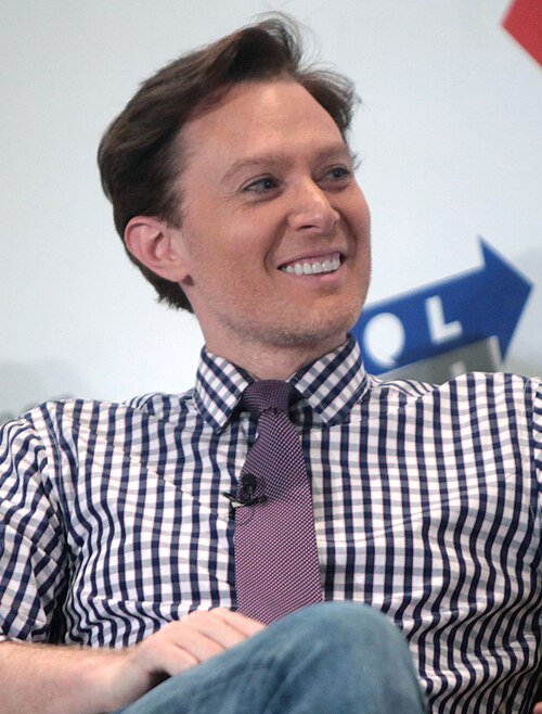 File:Clay Aiken by Gage Skidmore.jpg