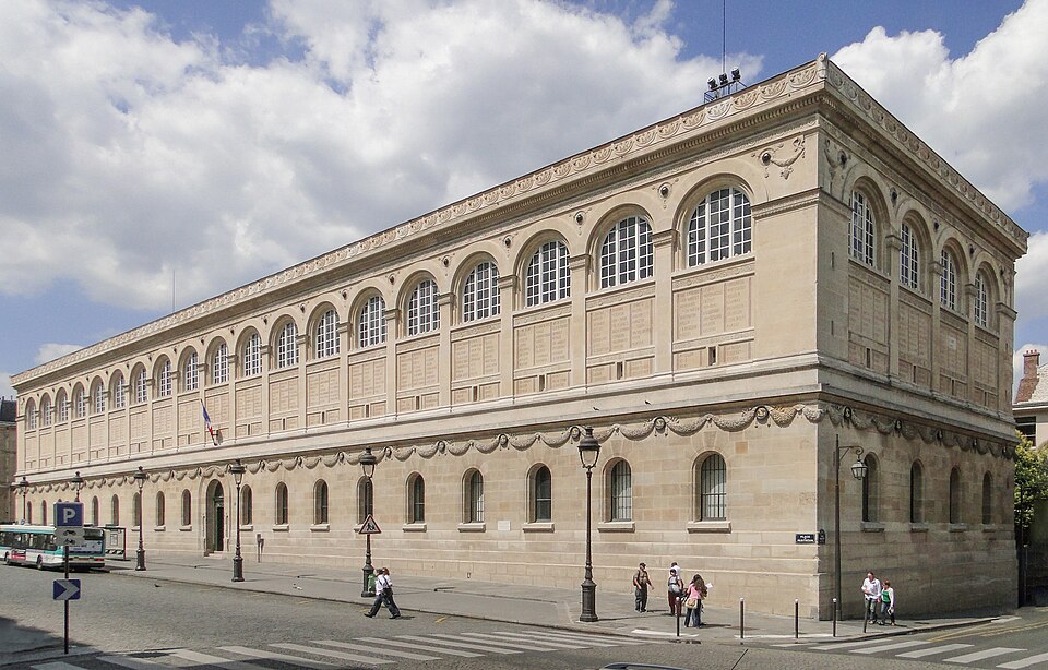 File:Façade de la Bibliothèque Sainte-Geneviève, sud-est.JPG