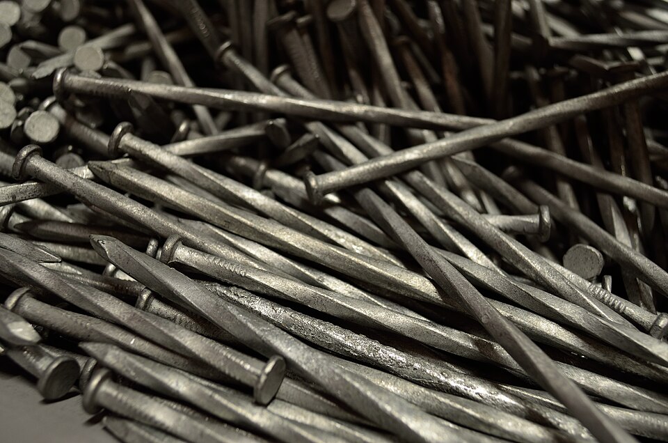 File:NailsCloseup.jpg