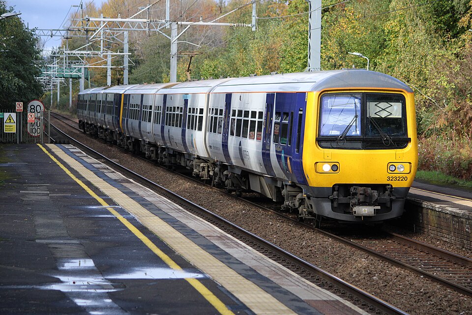 File:Northern Trains class 323.jpg