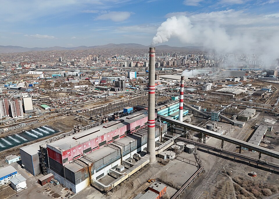 File:Ulaanbaatar Power Plant No. 3.jpg