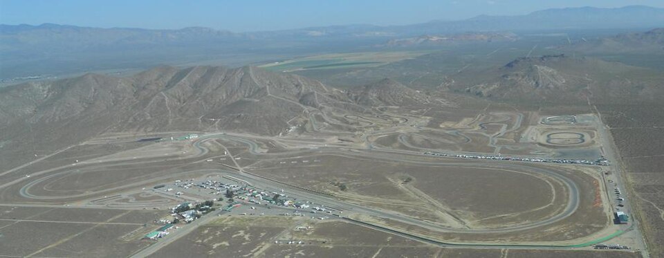 File:Willow Springs Raceway from the Air.JPG