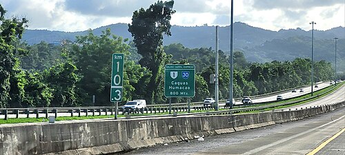 Puerto Rico Highway 52 in San Antonio