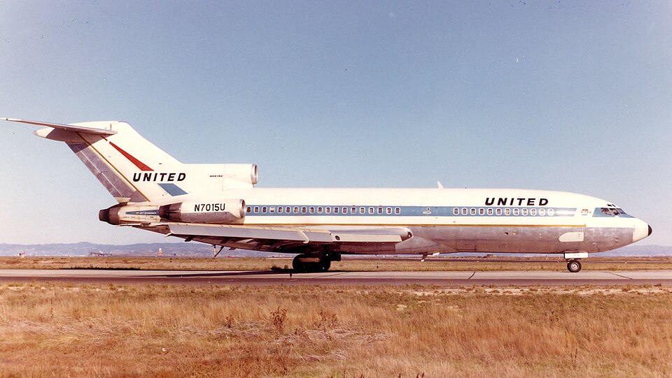 File:Boeing 727-100 (United Airlines) (16279316443).jpg