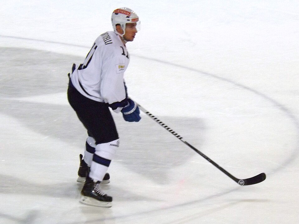 File:Mark Santorelli.JPG