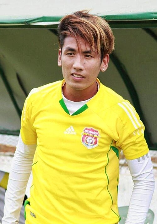 File:Nanda Lin Kyaw Chit.jpg