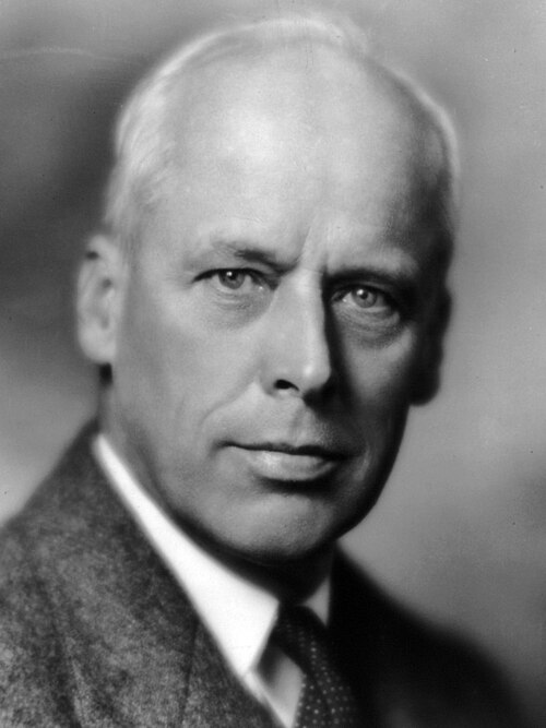 File:Norman Thomas 1937 (cropped 3x4).jpg