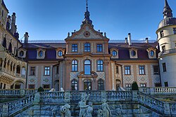 Garden façade