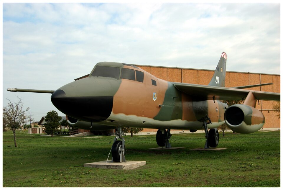 File:WB-66D Destroyer.jpg