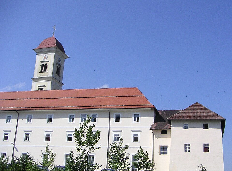 File:Sankt-georgen.jpg