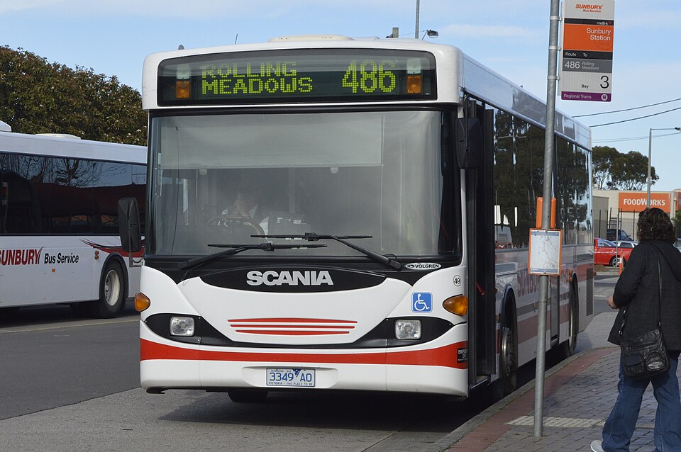 File:Sunbury Bus Service buses (cropped).jpg