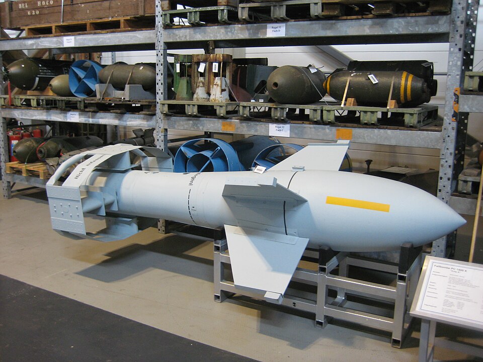 File:Fritz X Fallbombe 1400 X.JPG