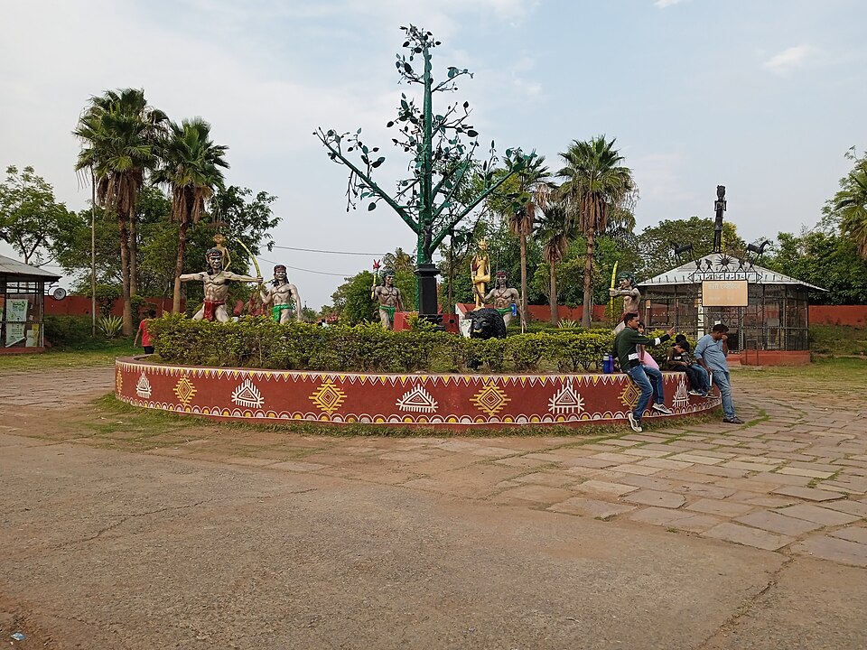 File:Purkhoti Muktangan.jpg