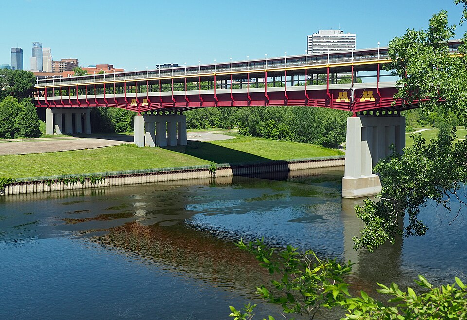 File:Washington Ave Bridge.jpg