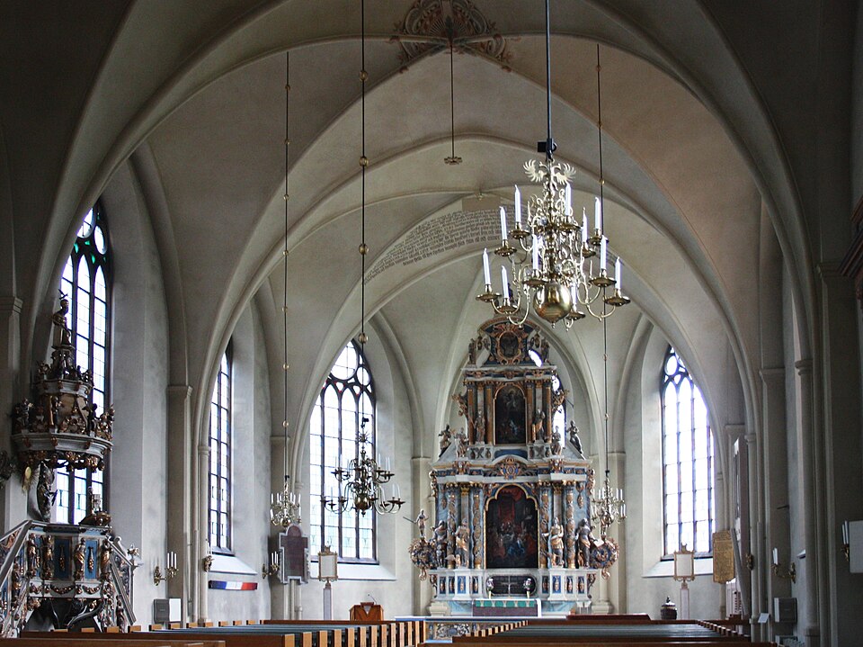 File:Mariestad Cathedral tow East.JPG