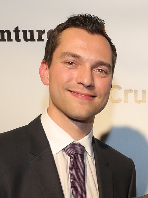 File:Nathan Blecharczyk 2014.jpg