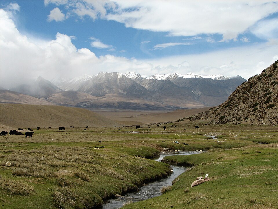 File:YangpachenValley.jpg