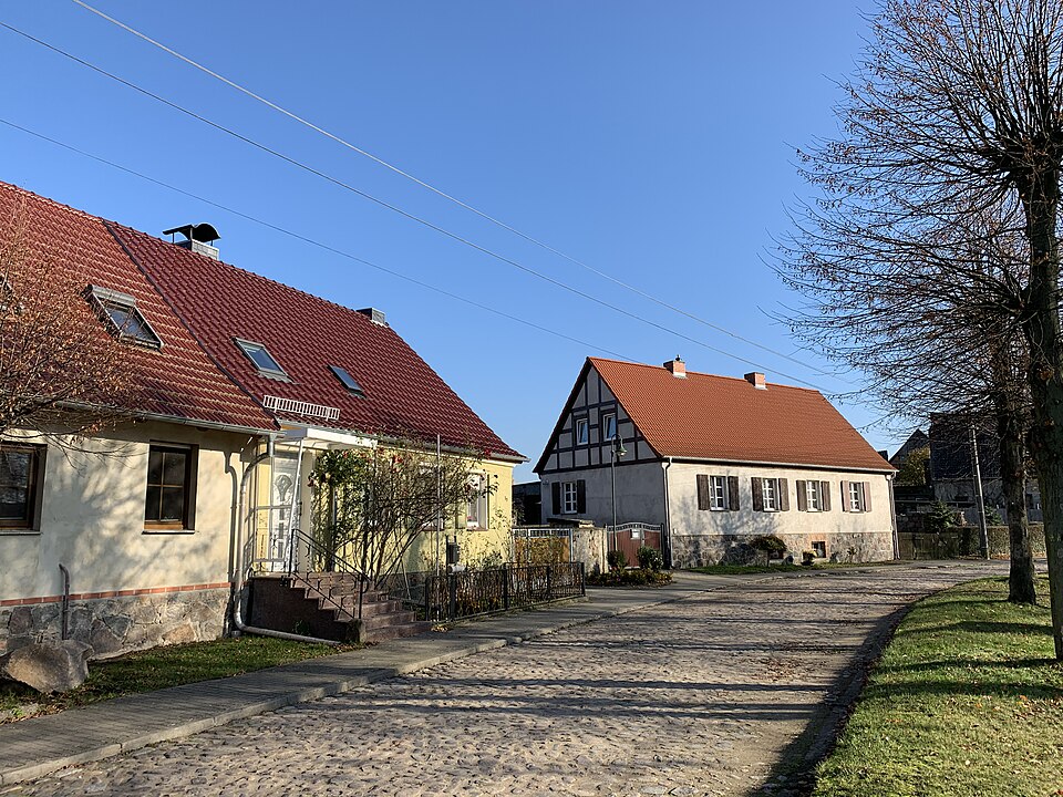 File:Ziethen-Groß-Ziethen Zur Mühle.jpg