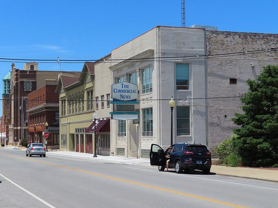 File:Commercial News building, Danville, Illinois.jpg