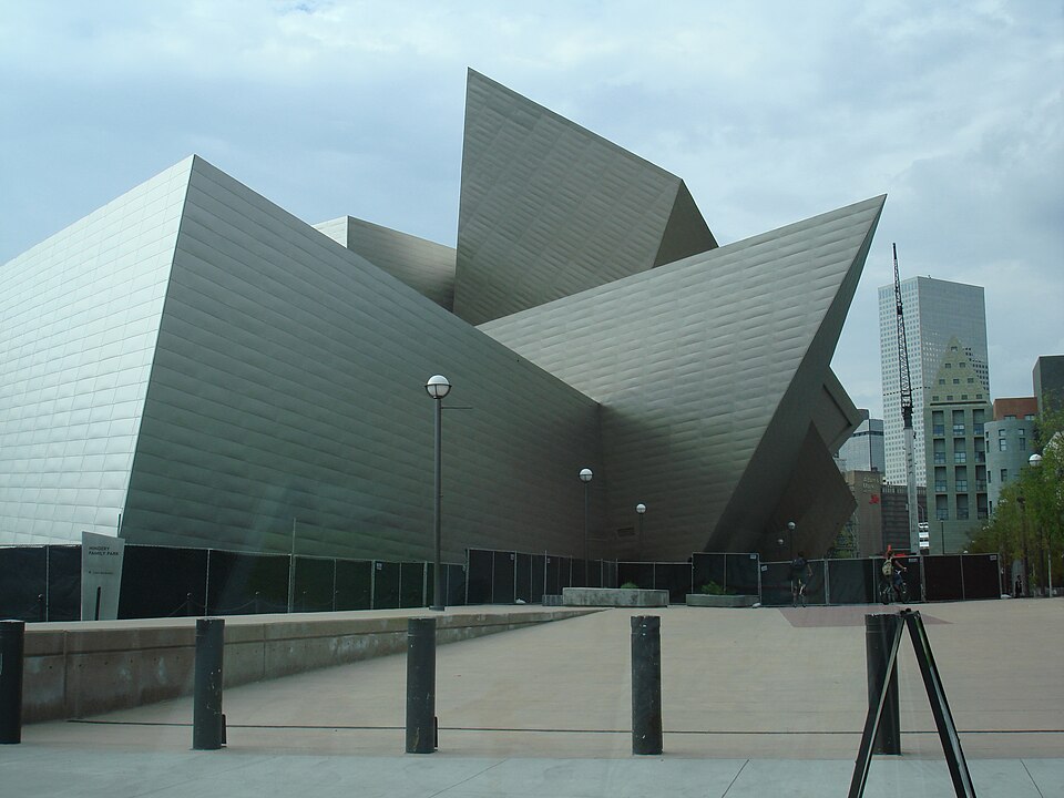 File:Denver Art Museum.JPG