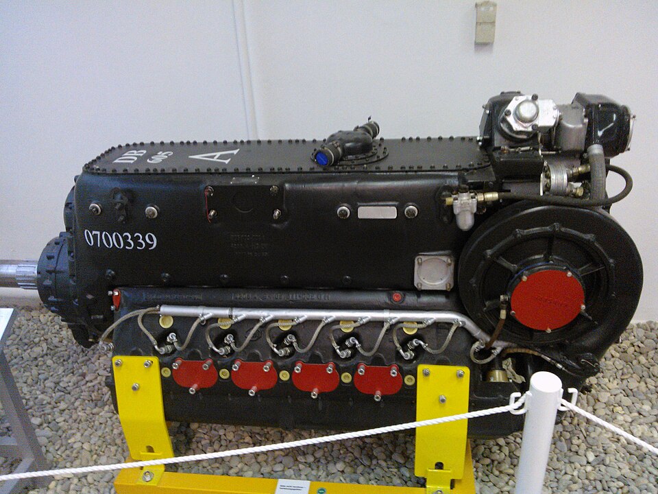 File:Flugmotor DB 605A.jpg