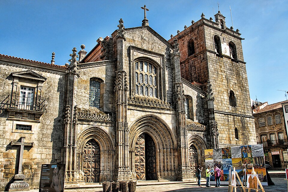 File:Lamego - Sé de Lamego.jpg
