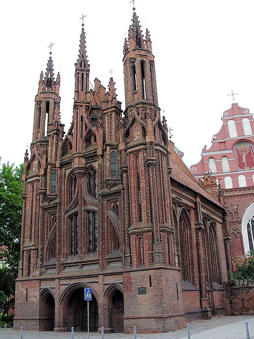 File:Vilnius.Sv.Onos baznycia.Saint Ann's church2.jpg