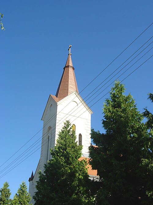 File:Kruščica, Catholic Church.jpg