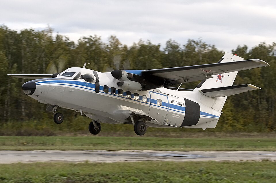 File:L-410 RF-94597 (6208622076).jpg