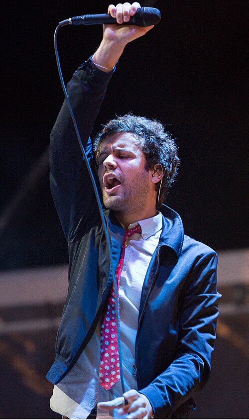 File:Michael Angelakos (2015).jpg