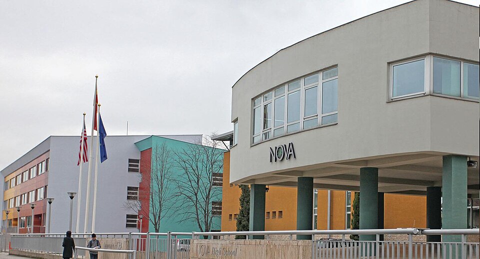 File:NOVA High School Front.jpg