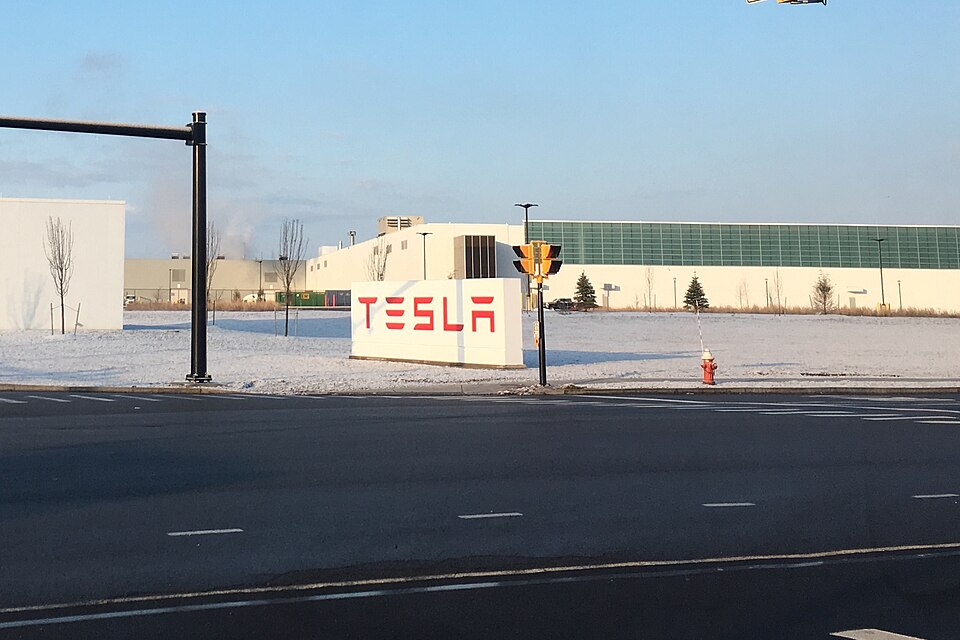 File:Tesla sign 2.jpg