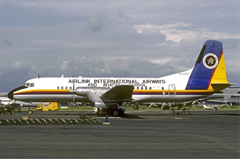 File:Airlink International Airways NAMC YS-11 Volpati.jpg