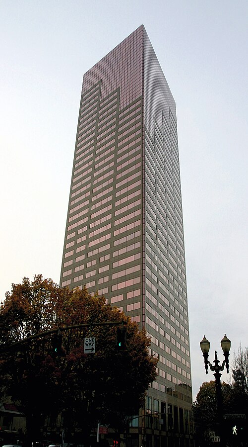 File:US-Bank-Tower-Streetlevel.jpg