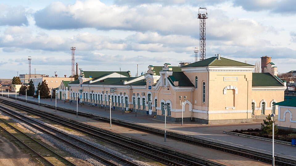 File:Вид з мосту, північна сторона.jpg