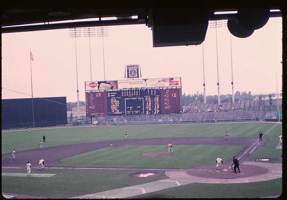 File:Metropolitan Stadium 1965.jpg