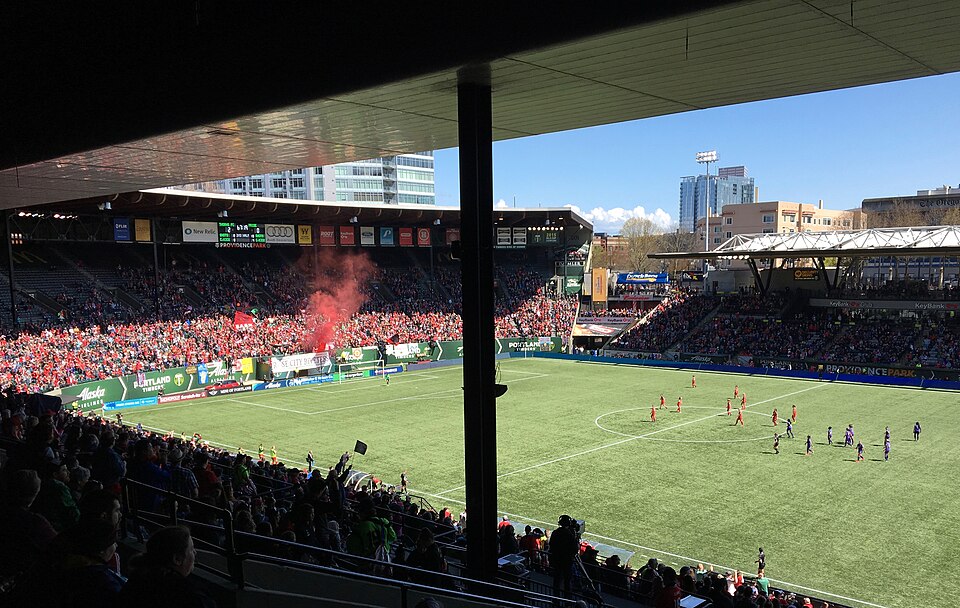 File:Portland Thorns 2017-04-15 10.jpg