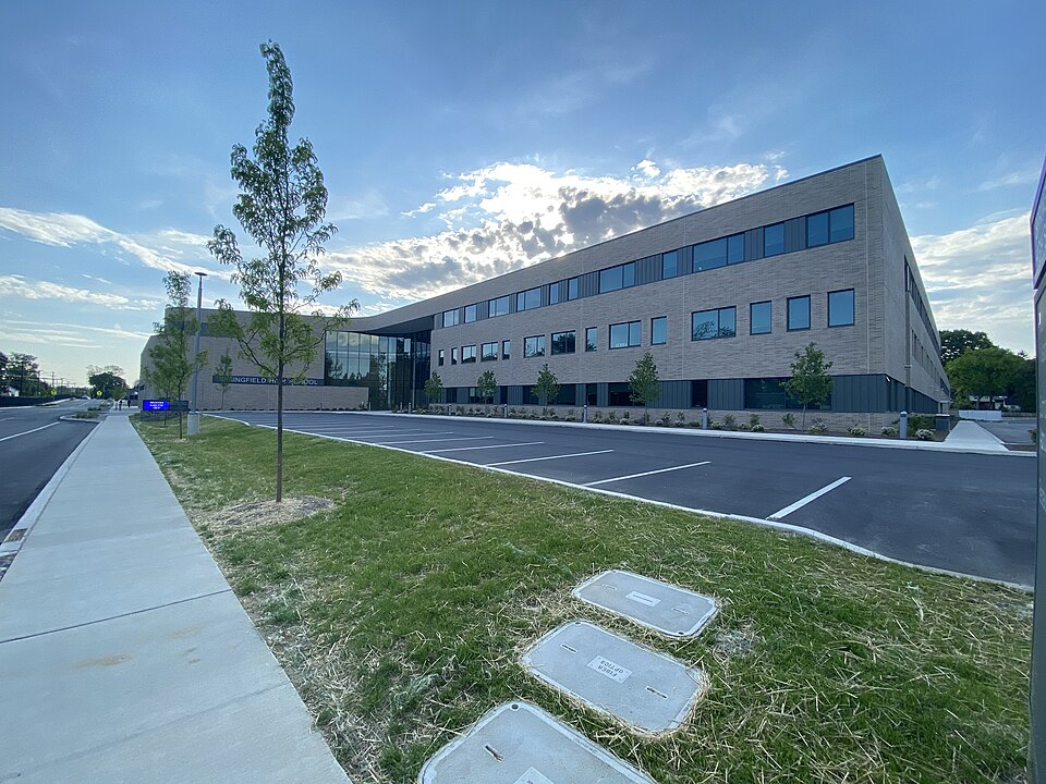 File:Springfield High School 2021.jpg