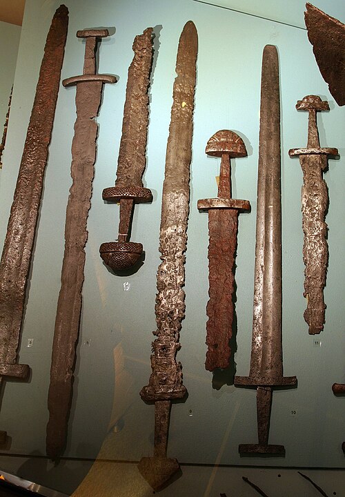 File:Viking swords at Bergen Museum.jpg