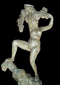 Antoine Bourdelle, 1907, Bacchante aux raisins, plaster, 82 x 53 x 20 cm, Musée Ingres, Montauban, France