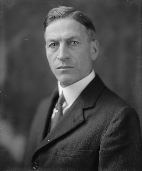 File:KVALE, O.J., HONORABLE LCCN2016861953 Trim.jpg