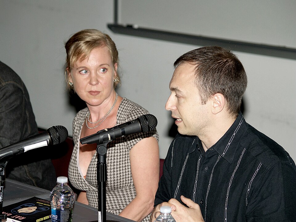 File:Kristin Hersh Dan Charnas 2010 BBF.jpg