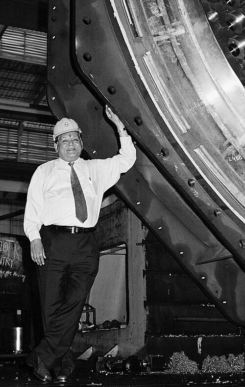 File:AMN at L&T.jpg