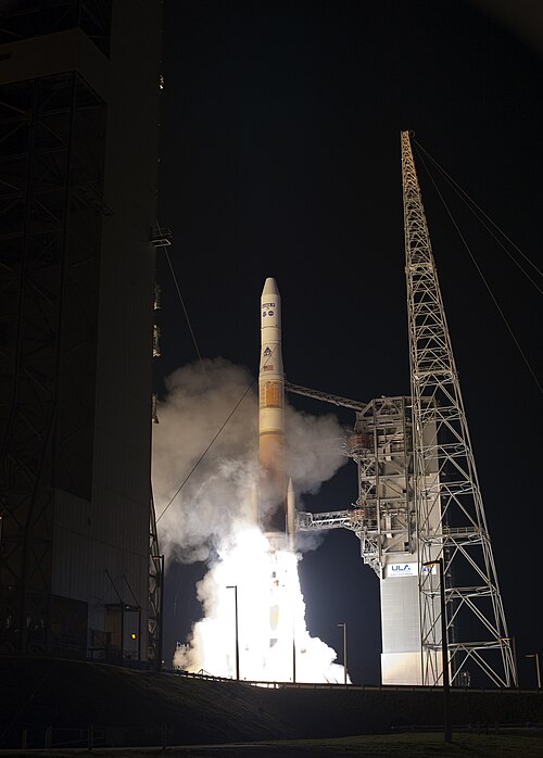 File:GOES-P launched by Delta IV rocket.jpg
