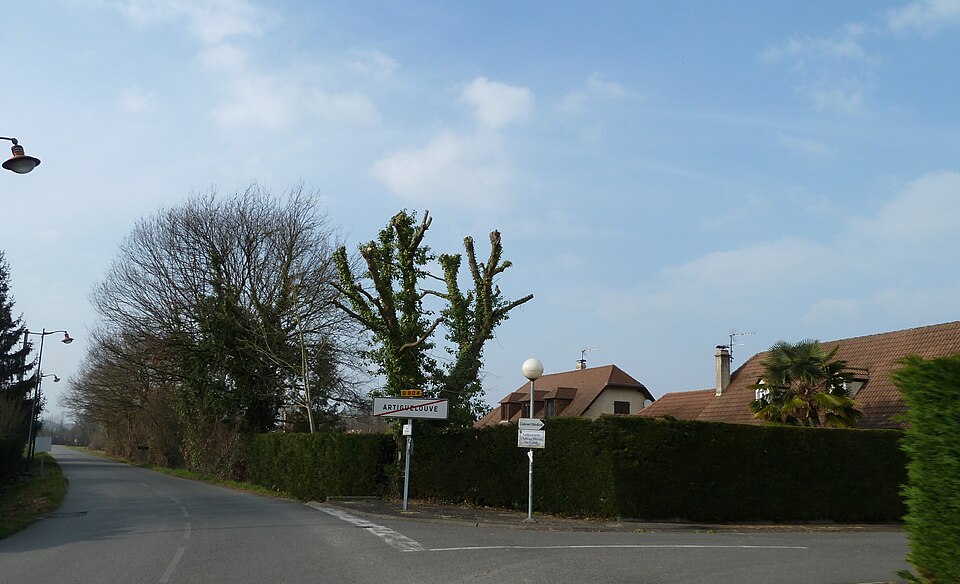 File:Sortie d'Artiguelouve.JPG