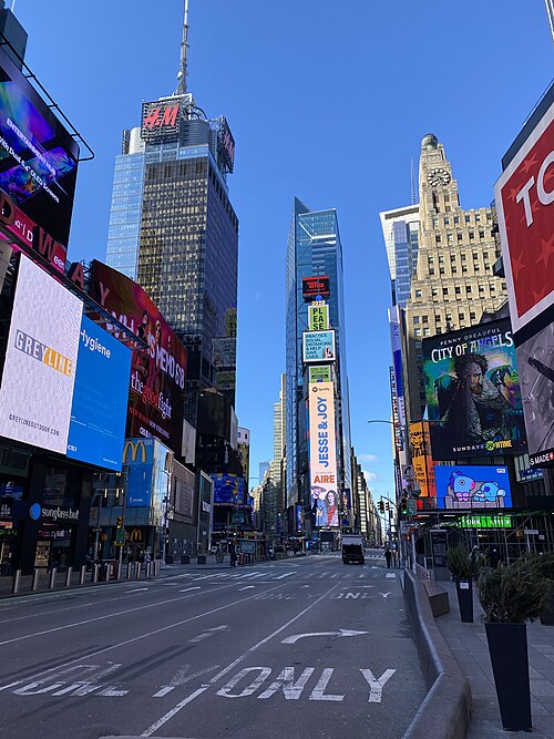 File:Times Square - 49874280633.jpg