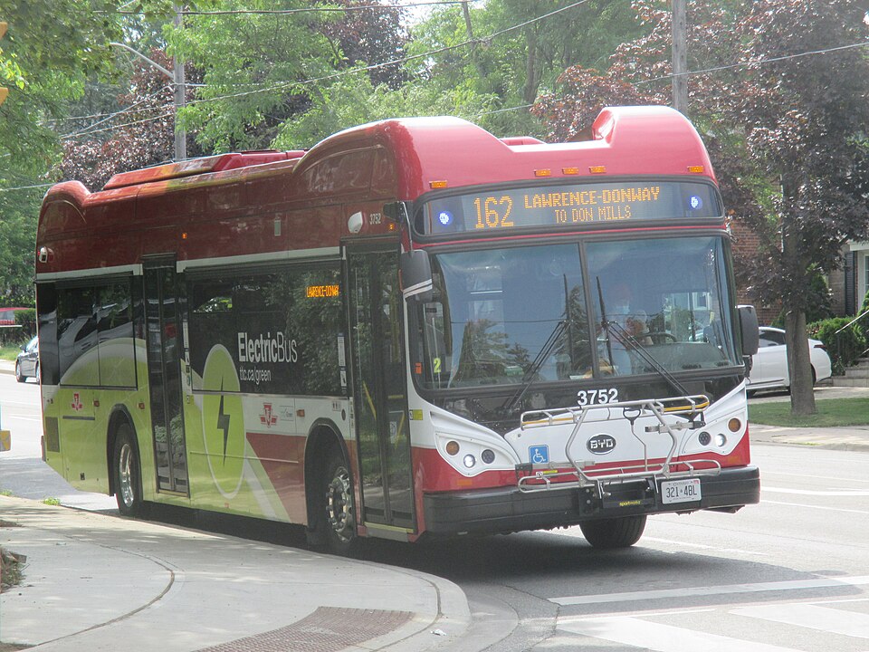 File:TTC bus 3752 - BYD K9M.jpg