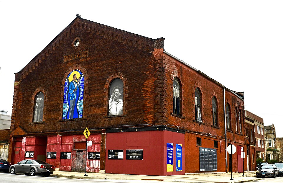 File:The Forum (Chicago, IL).jpg
