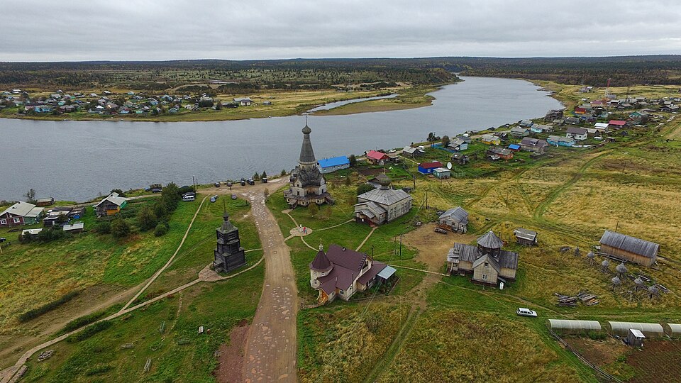 File:Варзуга коптер.jpg