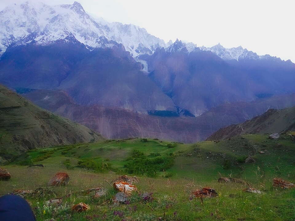 File:Bar ter nagar valley.jpg